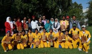 Jubilant Women Cricket team of Anantnag posing for a photograph along with officials on Monday.   -Excelsior/ Amin War