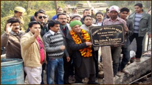 Ashok Khajuria, Jammu East MLA laying foundation stone of protection walls at Circular road Jammu on Friday.  	-Excelsior/Rakesh