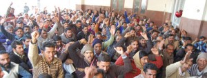 Members of Jat community holding protest at Kathua on Monday.          —Excelsior/Madan