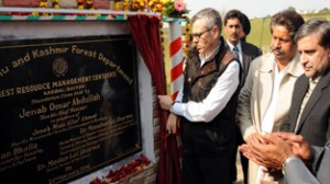 Chief Minister Omar Abdullah laying foundation stone of FRMC at Narwal at Sunday.