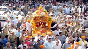 Shoba Yatra being taken out on the occasion of Ramnavmi in Jammu on Tuesday.   -Excelsior/Rakesh