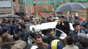 People’s Democratic Party (PDP) president, Mehbooba Mufti addressing party workers at Kulgam on Sunday. —Excelsior/Sajad Dar