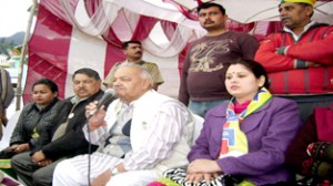 Prof Chaman Lal Gupta addressing public meeting at Bhaderwah on Saturday.     -Excelsior/Tilak Raj