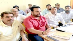 SGEJAC members Sushil Sudan (M), Yash Paul (L) & Babu Hussain Malik (R), addressing joint press conference in Jammu. -Excelsior/Rakesh