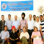 Technician’s Chapter members posing  for a photograph with Chairman and others at The Institution of Engineers on Tuesday.