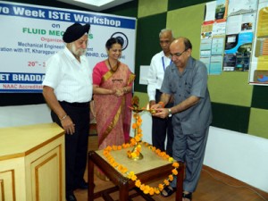 Dr Rajneesh Arora, Vice Chancellor, PTU along with other dignitaries inaugurating a workshop at IET Bhaddal.