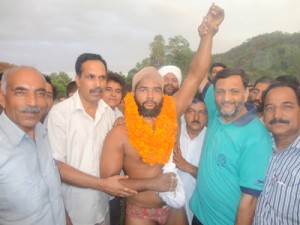 Winner of 6th Battal Dangal being felicitated in Udhampur.