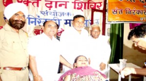 Minister for PHE, Sham Lal Sharma and other dignitaries during blood donation camp on Sunday.
