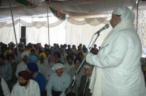 Minister for Housing Raman Bhalla addressing the devotees at Gurudwara Chattipadshahi on Saturday.