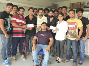 Powerman and Powerwomen of Kashmir along with other team-members posing for a photograph at Jammu.