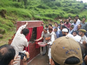 Former Minister of State for Health and MLA Rajouri, Shabir Ahmed Khan laying foundation stone of Inspection Hut at Ghambir Mughlan in Rajouri.