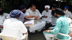 A deputation of Sikh bodies presenting memorandum to Devender Singh Rana on Sunday.