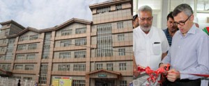 Chief Minister Omar Abdullah and Minister for Health Taj Mohi-ud-Din inaugurating Additional Block of LD Hospital on Wednesday.