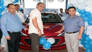 Director Industries Jammu Dr Abdul Rashid launching Hyundai’s Elite i20 on Tuesday. -Excelsior/Rakesh