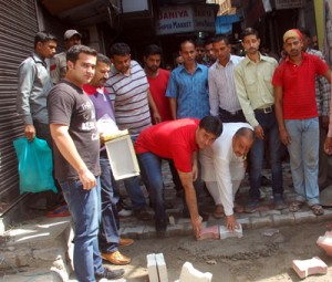 General Secretary, JKPCC, Vikram Malhotra, kick starts development work in Partap Garh Mohalla in Jammu on Sunday. 