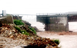 Damaged portion of 4th Tawi bridge.—Excelsior/Rakesh