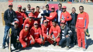 Winners of T20 Tournament posing alongwith dignitaries in Leh.