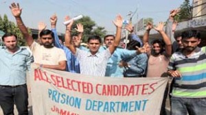 Shortlisted candidates for post of Jail Warden protesting for release of final selection list. 