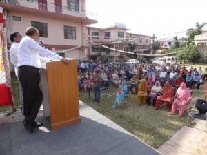 Former Minister and Vice President JKPCC Mula Ram addressing a public meeting at Lale-da-Bagh on Monday.