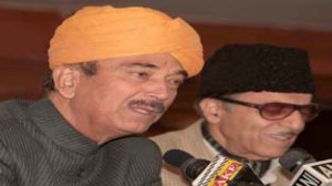 Former Minister Ghulam Nabi Azad and PCC chief Prof Saif-ud-Din Soz addressing joint press conference in Jammu.  —Excelsior/Rakesh