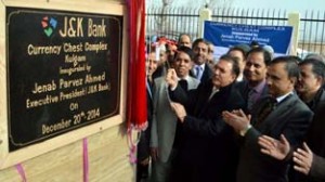 J&K Bank’s Executive Director, Parzez Ahmed inaugurating Currency Chest Complex at Kulgam. 