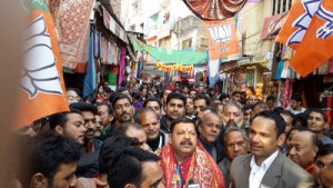 MLA Reasi Ajay Nanda being accorded reception at holy town of Katra on Monday. -Excelsior/Mengi