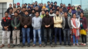 Aspiring entrepreneurs who passed out from Jammu and Kashmir Entrepreneurship Development Institute (JKEDI) posing for a group photograph. 