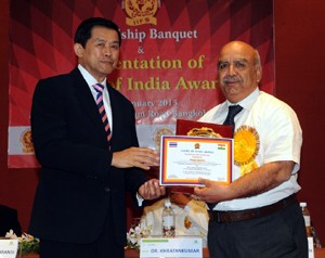 Engineer P K Nanda receiving Glory of India Award from Korn Dabbaransi, former Deputy PM of Thailand at Bangkok.