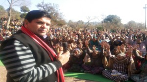 SOS International chairman Rajiv Chuni addressing a rally of PoK refugees at Keri in Rajouri.