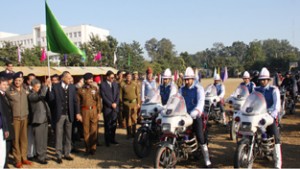 DGP, K Rajendra Kumar flagging off motor cycle rally at Jammu on Friday.