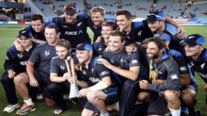 Members of the New Zealand team celebrating victory against Australia in a World Cup Match at Auckland on Saturday. (UNI)