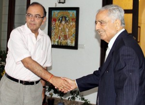 Chief Minister Mufti Mohammad Sayeed meeting Union Finance Minister Arun Jaitley in New Delhi on Saturday.