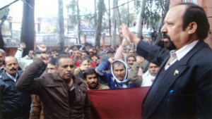 Som Nath, Sr Vice president PHE Employees Association Jammu province addressing the PHE employees rally at Udhampur on Monday.