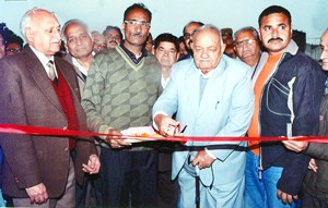 Prof Chaman Lal Gupta, former Union Minister during a function of Asha Kiran Society at Janipur on Sunday.