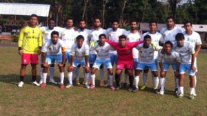 Jubilant players of Kashmir FC posing for a group photograph after registering a brilliant win over Kenkre FC Mumbai on Friday. 