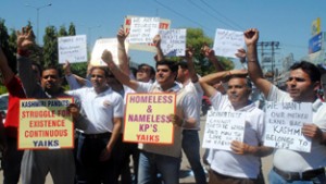 Activists of YAIKS protesting in front of Press Club, Jammu on Thursday.— Excelsior/Rakesh