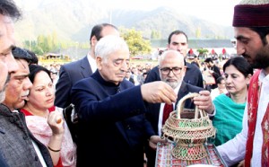 Chief Minister Mufti Mohd Sayeed inaugurating J&K’s first Travel Mart at SKICC.