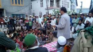 MLA GM Saroori talking to people at Kahra in Inderwal constituency on Saturday.