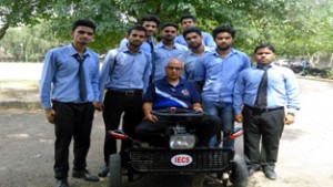 IECS Polytechnic students posing for group photograph with ‘Go Kart’