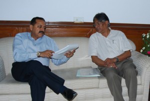 Union Minister Dr Jitendra Singh being briefed by Vice Chancellor Jamia Millia Islamia University, Prof Talat Ahmad about the first- ever Post Graduate Course with full fledged Master's Degree in Northeastern Studies, at New Delhi on Tuesday.