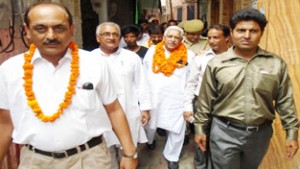 Janak Raj Gupta, senior Congress leader during his visit to Christian Colony on Monday.