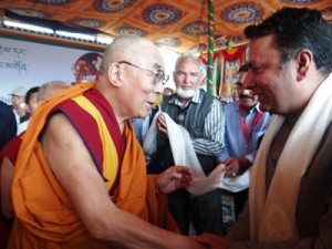 Minister for CAPD, Choudhary Zulfkar Ali interacting with Dalai Lama at Leh on Tuesday. 