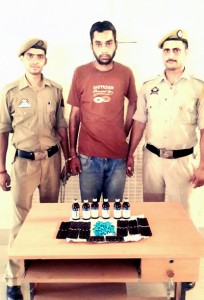 Drug peddler arrested by Gandhi Nagar Police. 