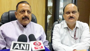 Union DoNER Minister Dr. Jitendra Singh briefing the media about the Govt of India's response to flood situation in Assam at a press conference at New Delhi on Sunday.