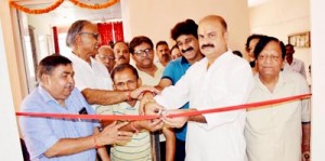 BJP leader, Yudhvir Sethi inaugurating Physiotherapy centre at Udheywala on Thursday.