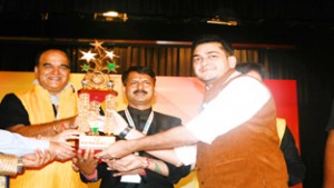 Pashmina activist, Babar Afzal receiving Bharat Gaurav Award in New Delhi.