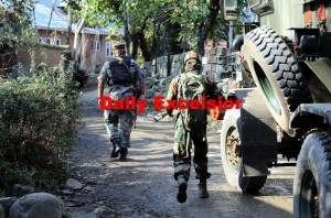 Militant killed, three securitymen injured in an encounter  at  Kunzar area in Baramulla district today ...Excelsior\Aabid nabi