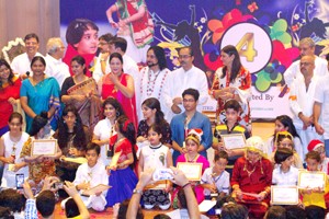 Winners posing for group photograph with Padmashree Pt Bhajan Sopori and other dignitaries at New Delhi. 