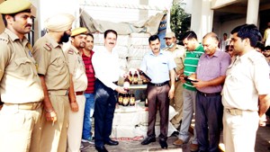 Seizure of liquor made by Excise Department at Lakhanpur on Friday.-Excelsior/Madan