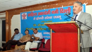 CUJ VC Prof Ashok Aima delivering  inaugural address at two-day Dogri seminar on Saturday. 